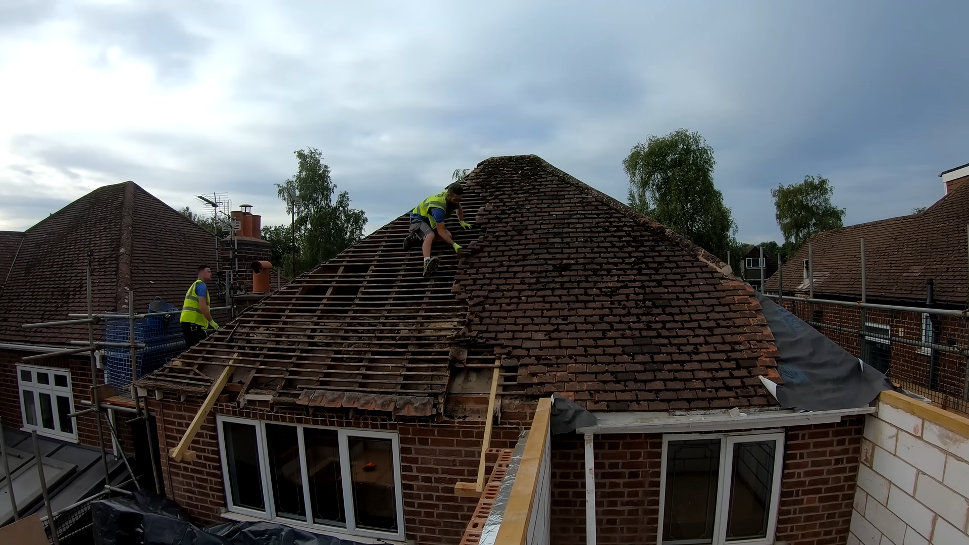 Roof replacement in progress on a home in Stoke-on-Trent Roofing - emergency roof repair stoke-on-trent